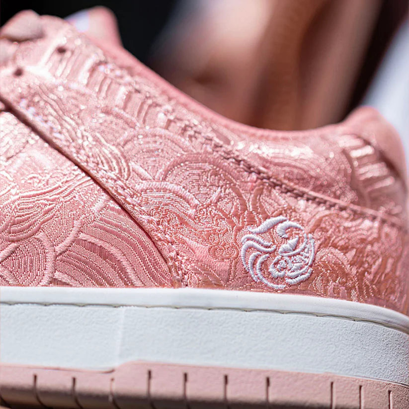 Nihonga inspired Silk Sneakers - Pink